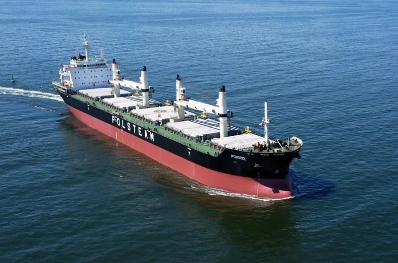 MS Szczecin: potężny masowiec PŻM o nośności prawie 38 tysięcy ton