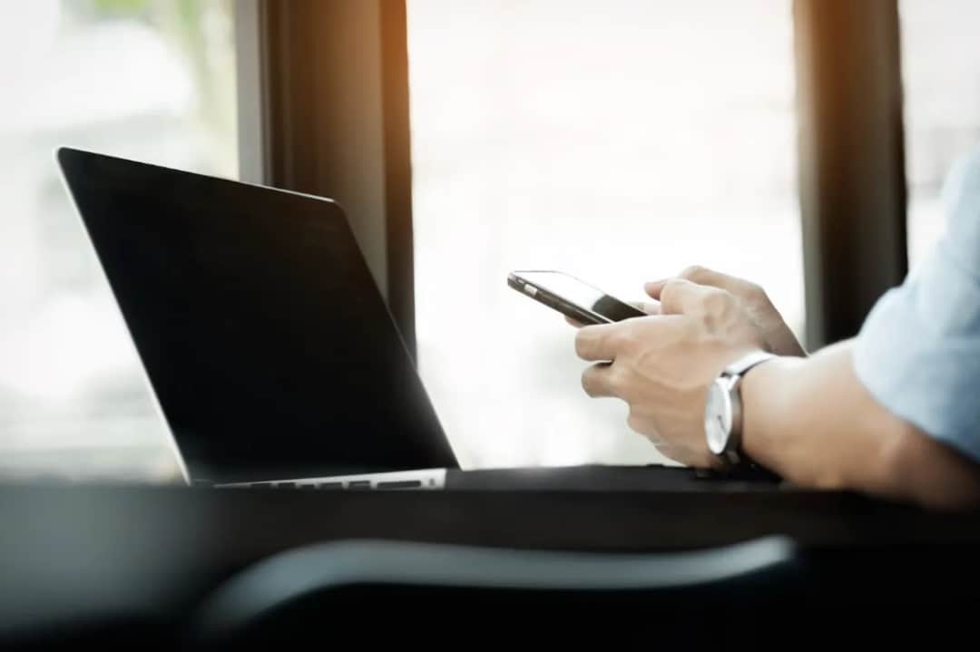 Co oferują gry na żywo na platformach online?