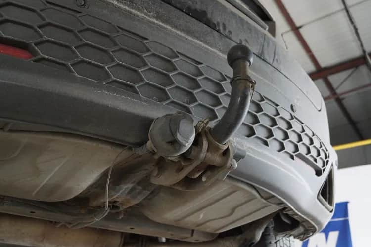 Ile kosztuje montaż haka holowniczego - poznaj wszystkie składowe ceny