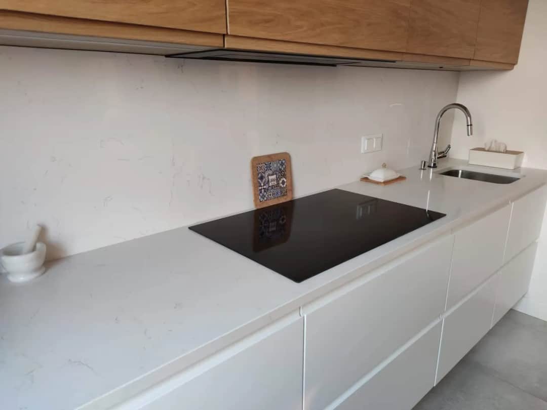 Pamir konglomerat kwarcowy – trwałość i elegancja w Twoim wnętrzu